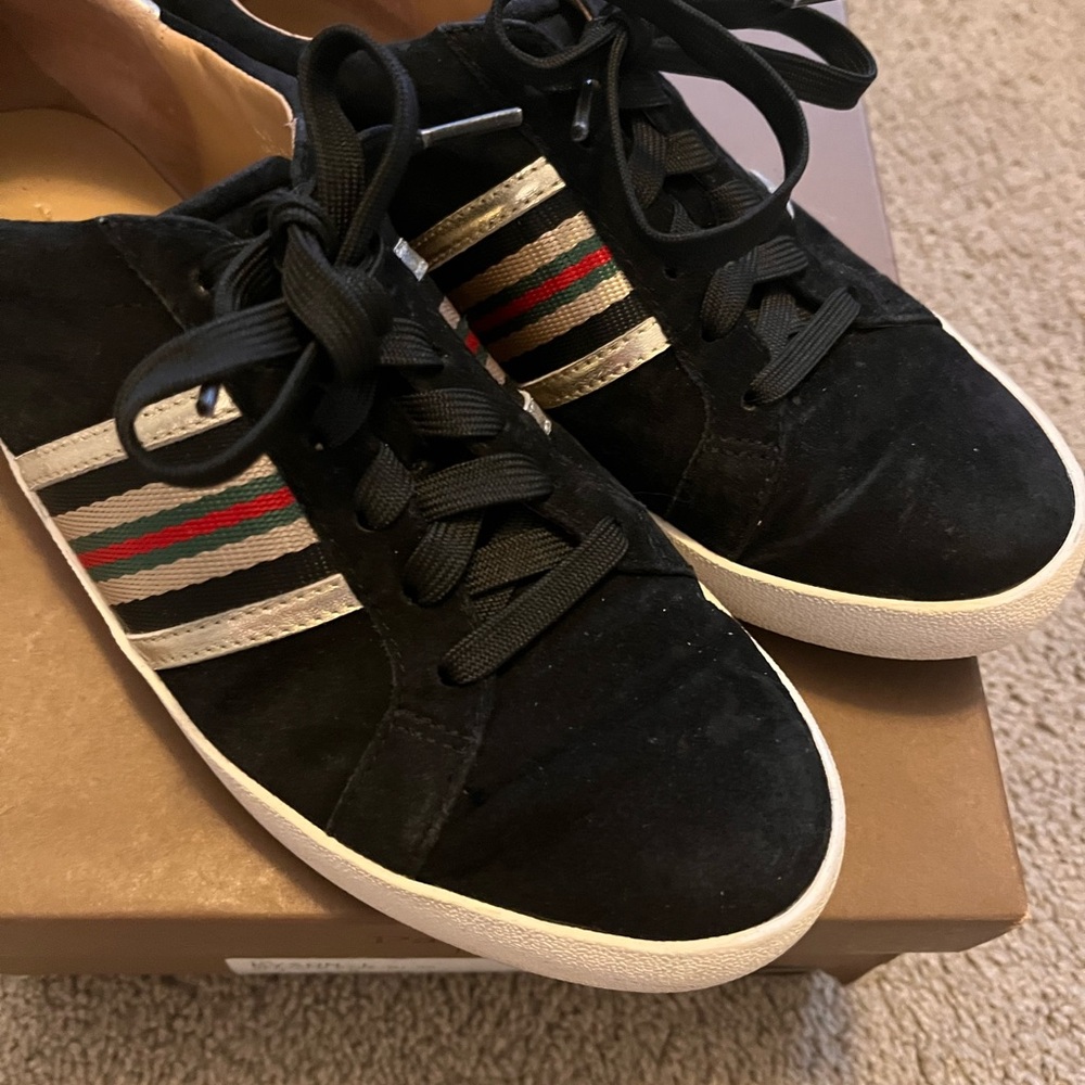 LINEA Paolo KYSON size 7 Black Gold Red Green Stripes sneakers - Picture 2 of 8